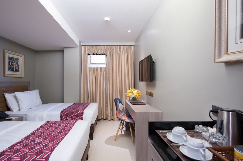 Solace Hotel Makati City Exterior photo